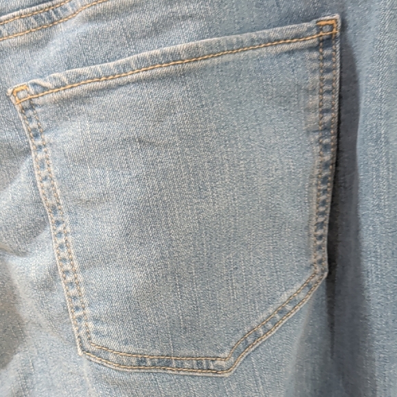 Women's Light Blue Jeans 18 - Picture 6 of 10